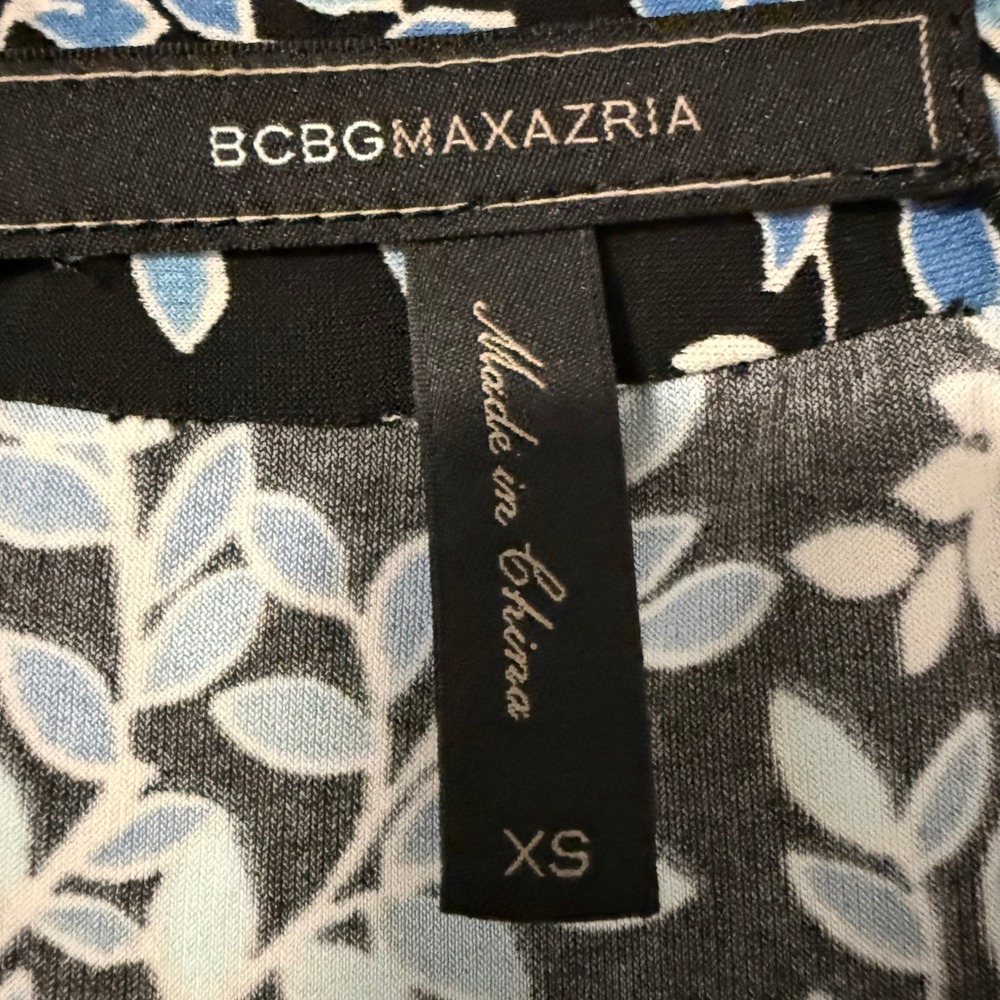 BCBGMAXAZRIA Blue Floral Keyhole Shift Dress XS Black 3/4 Sleeve Jersey Knit - Picture 3 of 13